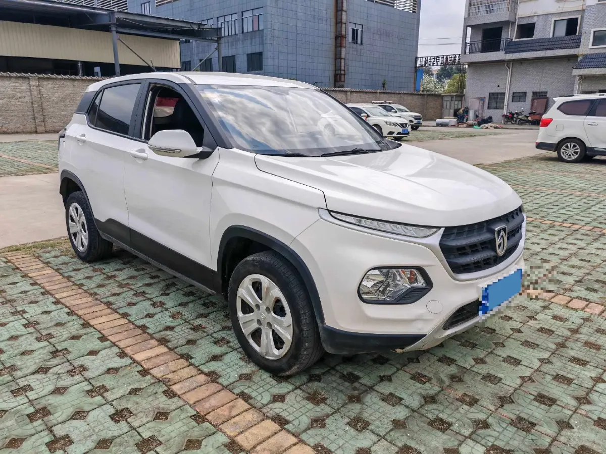 2021 BaoJun 510 1.5L 99HP L4 6MT,autocango,china used car exporter,china ev exporter,chinese used car exporter,chinese used ev exporter
