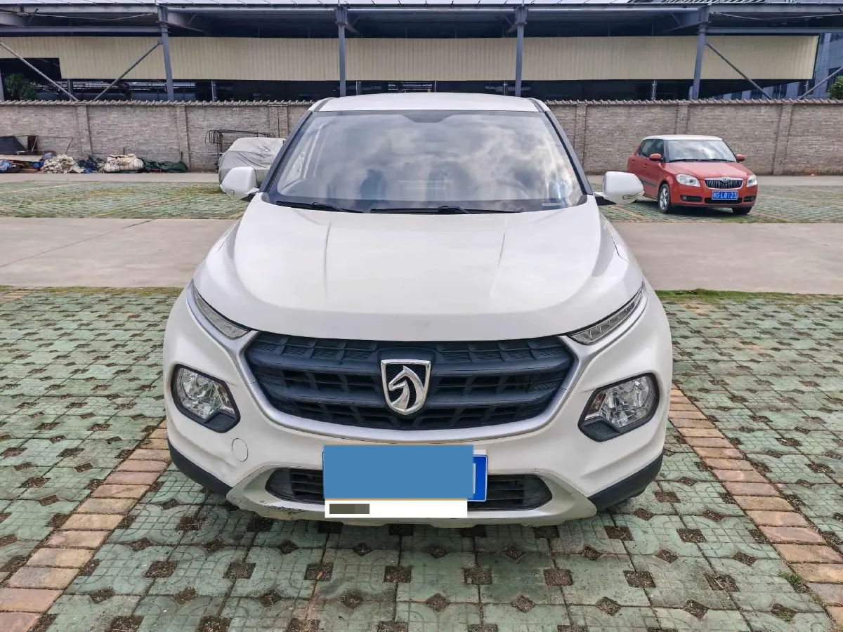 2021 BaoJun 510 1.5L 99HP L4 6MT,autocango,china used car exporter,china ev exporter,chinese used car exporter,chinese used ev exporter