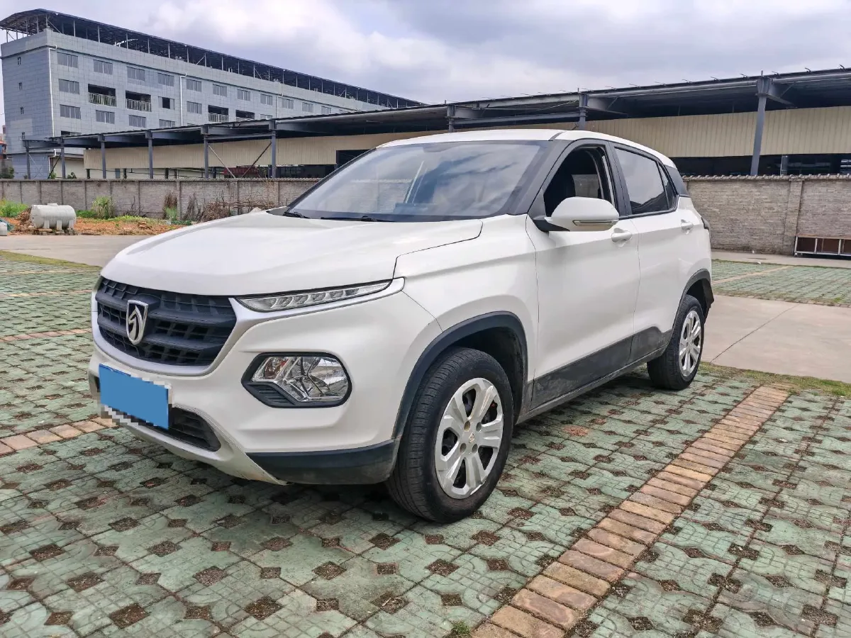 2021 BaoJun 510 1.5L 99HP L4 6MT,autocango,china used car exporter,china ev exporter,chinese used car exporter,chinese used ev exporter