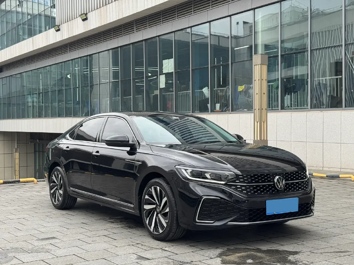 2022 Skoda Kodiak GT 2.0T 186HP L4 7DCT,autocango,china used car exporter,china ev exporter,chinese used car exporter,chinese used ev exporter