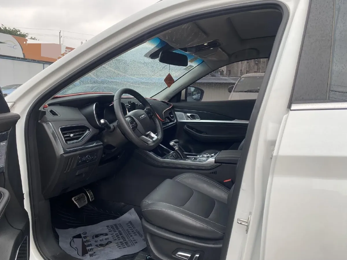 2018 SWM X7 1.5T 156HP L4 6AT,autocango,china used car exporter,china ev exporter,chinese used car exporter,chinese used ev exporter