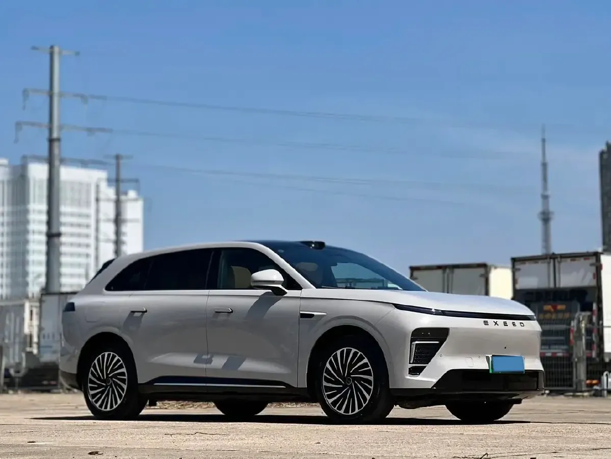 2025 Exceed Sterra ET REEV 156HP REEV,autocango,china used car exporter,china ev exporter,chinese used car exporter,chinese used ev exporter