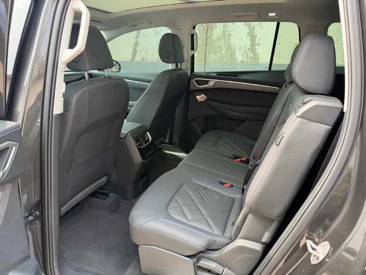 2026 Volkswagen Talagon 2.0T 272HP L4 7DCT,autocango,china used car exporter,china ev exporter,chinese used car exporter,chinese used ev exporter