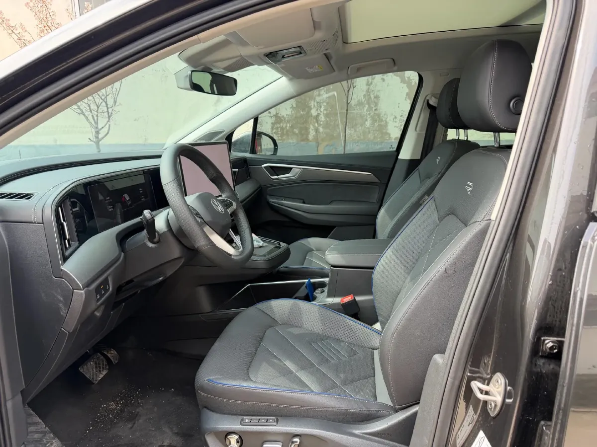 2026 Volkswagen Talagon 2.0T 272HP L4 7DCT,autocango,china used car exporter,china ev exporter,chinese used car exporter,chinese used ev exporter