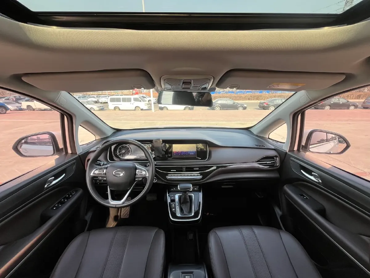 2021 GAC Trumpchi M6 1.5T 169HP L4 7DCT,autocango,china used car exporter,china ev exporter,chinese used car exporter,chinese used ev exporter