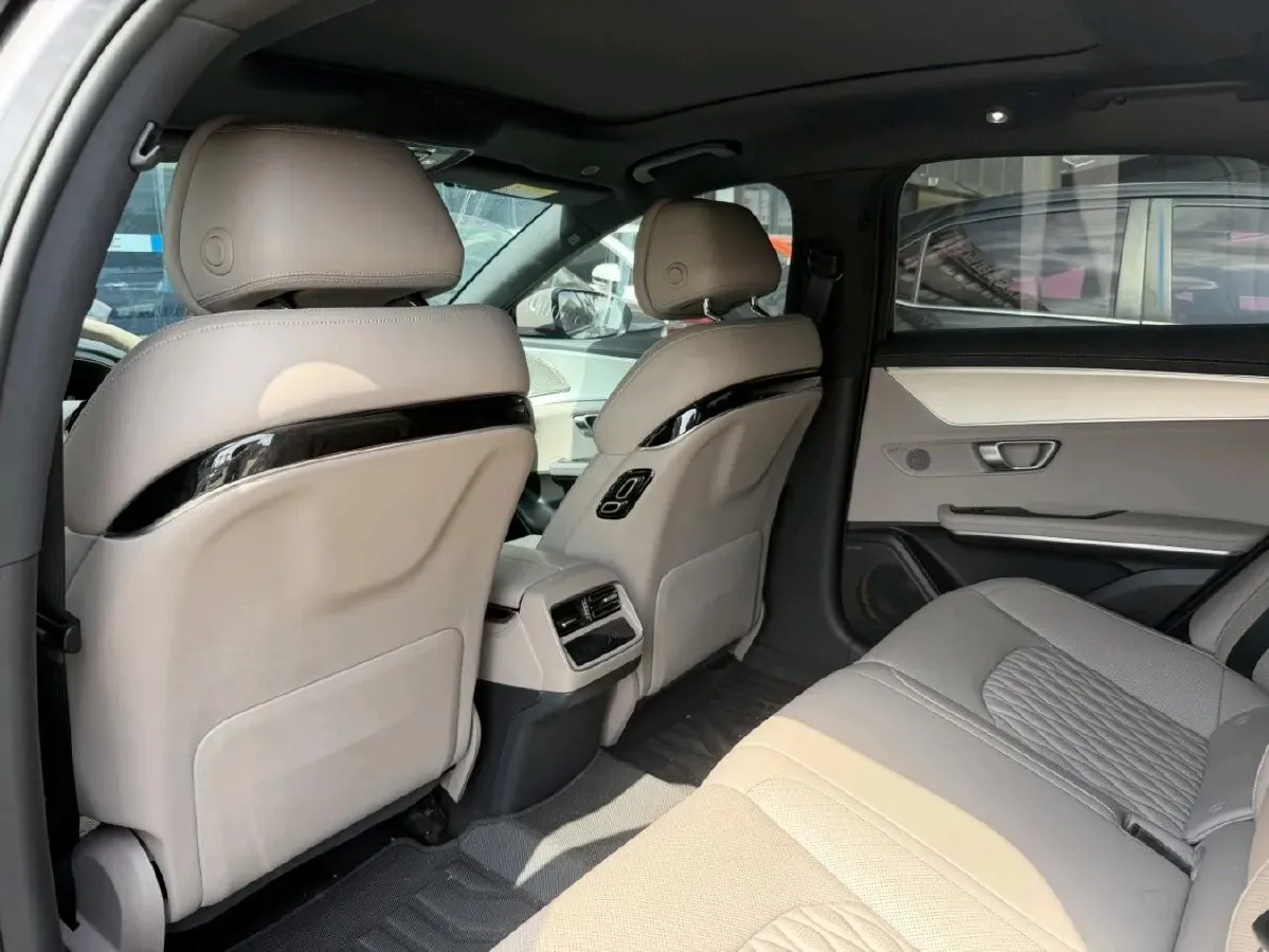 2025 BYD Han BEV 72KWH,autocango,china used car exporter,china ev exporter,chinese used car exporter,chinese used ev exporter