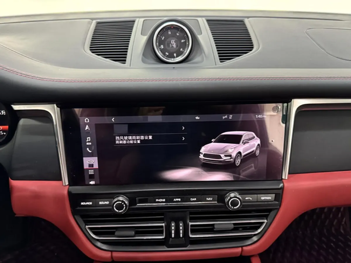 2021 Porsche Macan 2.0T 252HP L4 7DCT,autocango,china used car exporter,china ev exporter,chinese used car exporter,chinese used ev exporter