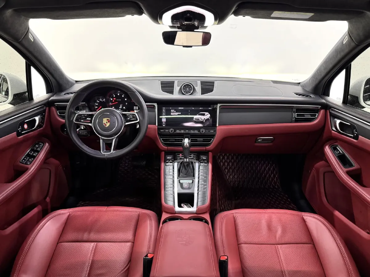 2021 Porsche Macan 2.0T 252HP L4 7DCT,autocango,china used car exporter,china ev exporter,chinese used car exporter,chinese used ev exporter