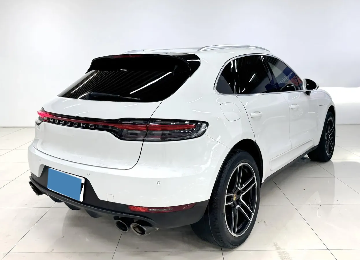 2021 Porsche Macan 2.0T 252HP L4 7DCT,autocango,china used car exporter,china ev exporter,chinese used car exporter,chinese used ev exporter