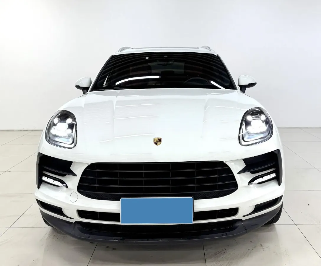 2021 Porsche Macan 2.0T 252HP L4 7DCT,autocango,china used car exporter,china ev exporter,chinese used car exporter,chinese used ev exporter