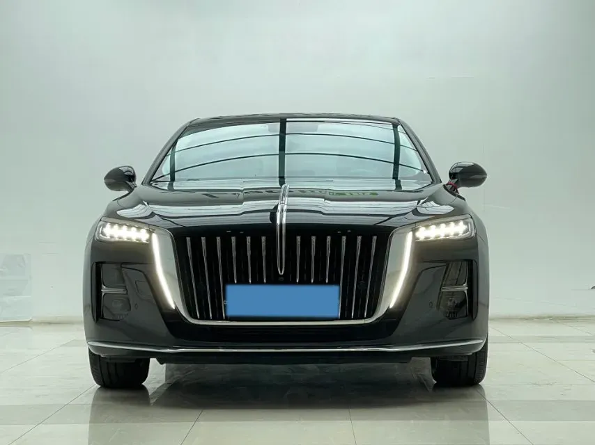 2024 HongQi H5 2.0T 224HP L4 8AT,autocango,china used car exporter,china ev exporter,chinese used car exporter,chinese used ev exporter
