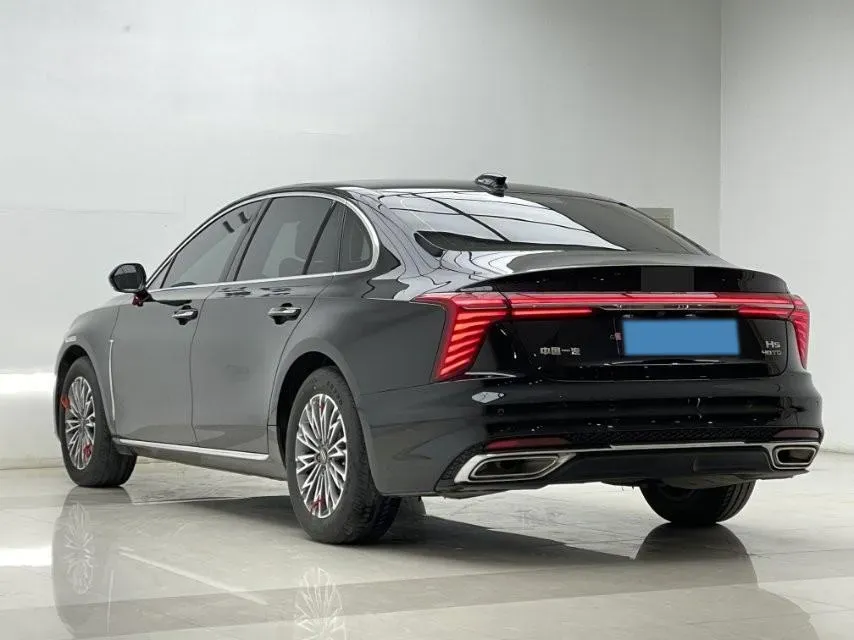 2024 HongQi H5 2.0T 224HP L4 8AT,autocango,china used car exporter,china ev exporter,chinese used car exporter,chinese used ev exporter