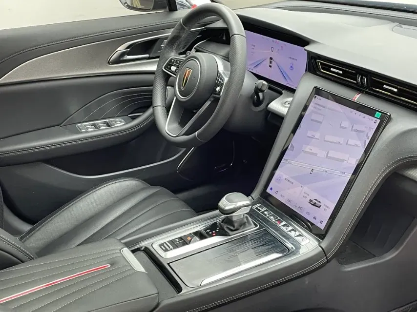 2024 HongQi H5 2.0T 224HP L4 8AT,autocango,china used car exporter,china ev exporter,chinese used car exporter,chinese used ev exporter