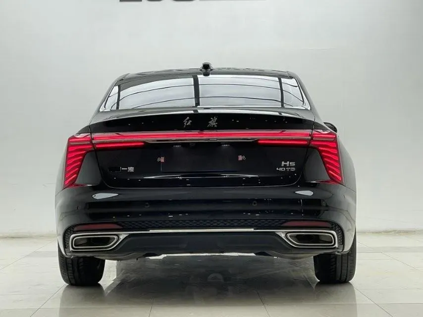 2024 HongQi H5 2.0T 224HP L4 8AT,autocango,china used car exporter,china ev exporter,chinese used car exporter,chinese used ev exporter