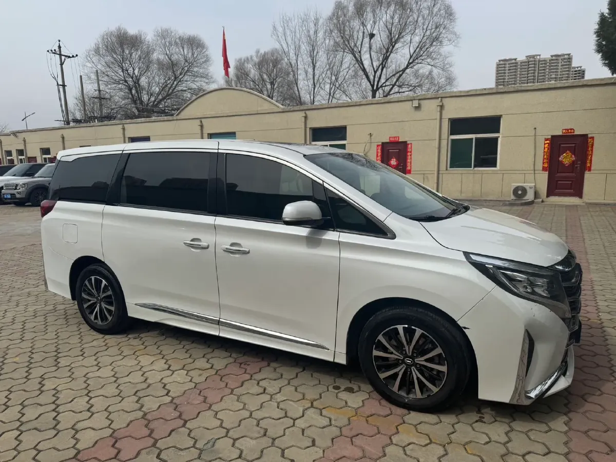 2023 GAC Trumpchi M8 2.0T 252HP L4 8AT,autocango,china used car exporter,china ev exporter,chinese used car exporter,chinese used ev exporter
