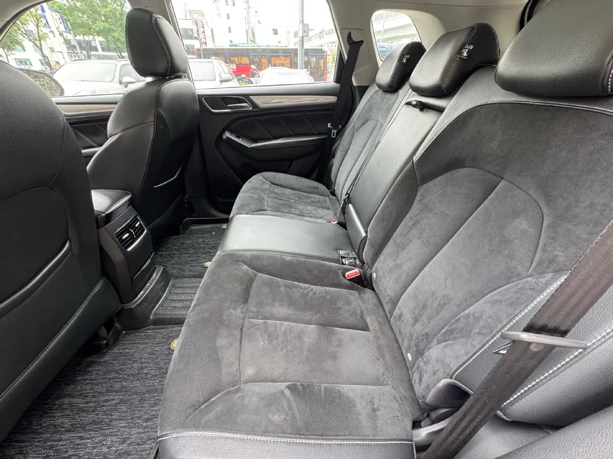 2017 Roewe RX5 1.5T 169HP L4 2AT PHEV 12KWH,autocango,china used car exporter,china ev exporter,chinese used car exporter,chinese used ev exporter