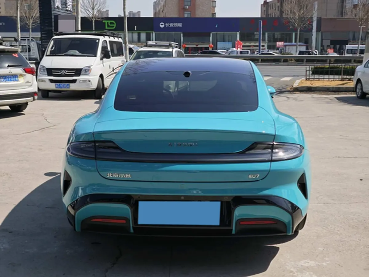 2024 MI SU7 BEV 73.6KWH,autocango,china used car exporter,china ev exporter,chinese used car exporter,chinese used ev exporter