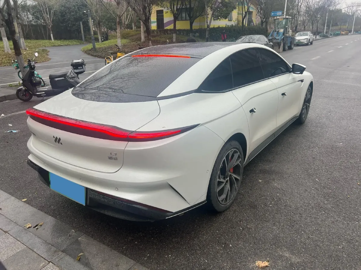 2022 IM L7 BEV 90KWH,autocango,china used car exporter,china ev exporter,chinese used car exporter,chinese used ev exporter