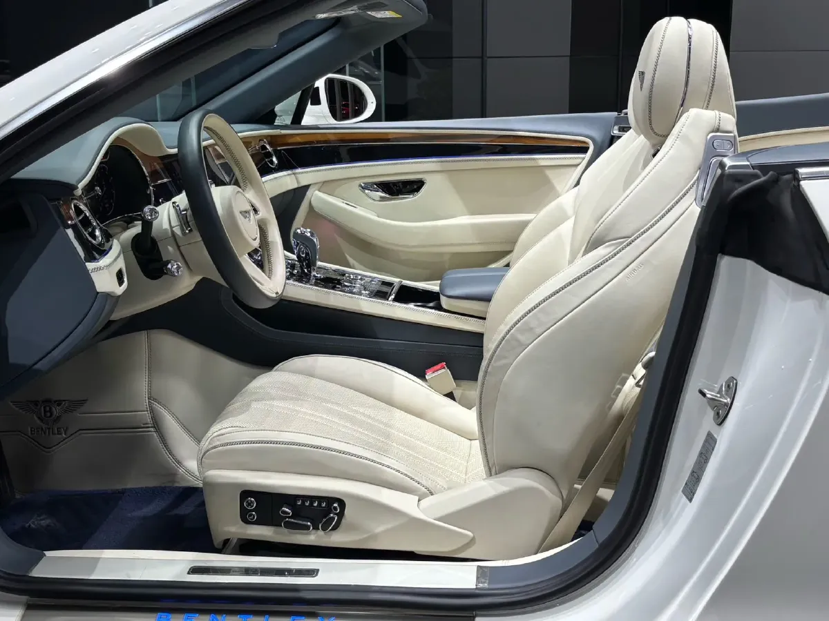2020 Bentley Continental 4.0T 549HP V8 8DCT,autocango,china used car exporter,china ev exporter,chinese used car exporter,chinese used ev exporter