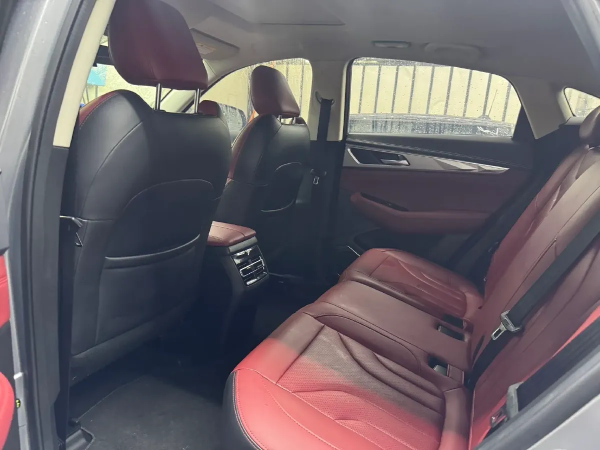 2019 ChangAn CS85 Coupe 1.5T 178HP L4 7DCT,autocango,china used car exporter,china ev exporter,chinese used car exporter,chinese used ev exporter