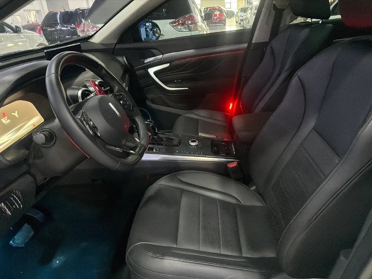 2017 WEY VV7 2.0T 234HP L4 7DCT,autocango,china used car exporter,china ev exporter,chinese used car exporter,chinese used ev exporter