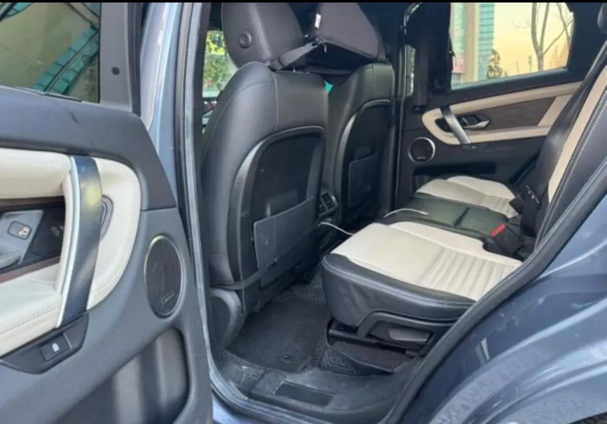 2021 Land Rover Discovery Sport 2.0T 249HP L4 9AT,autocango,china used car exporter,china ev exporter,chinese used car exporter,chinese used ev exporter