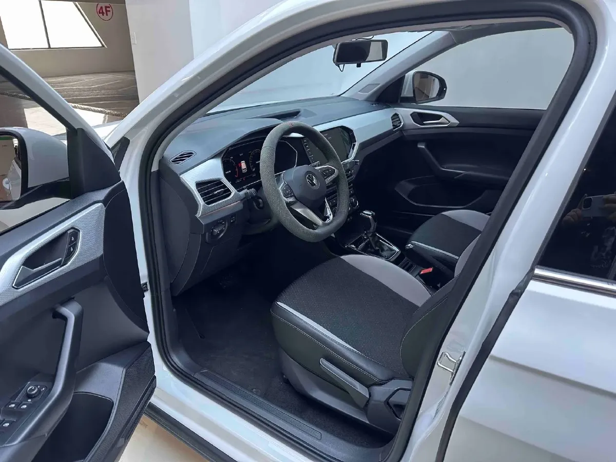 2021 Volkswagen Tacqua 1.5L 113HP L4 6AT,autocango,china used car exporter,china ev exporter,chinese used car exporter,chinese used ev exporter