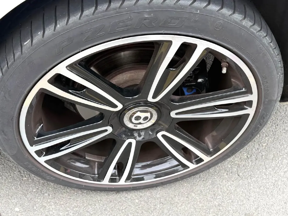 2014 Bentley Continental 6.0T 626HP W12 8AT,autocango,china used car exporter,china ev exporter,chinese used car exporter,chinese used ev exporter