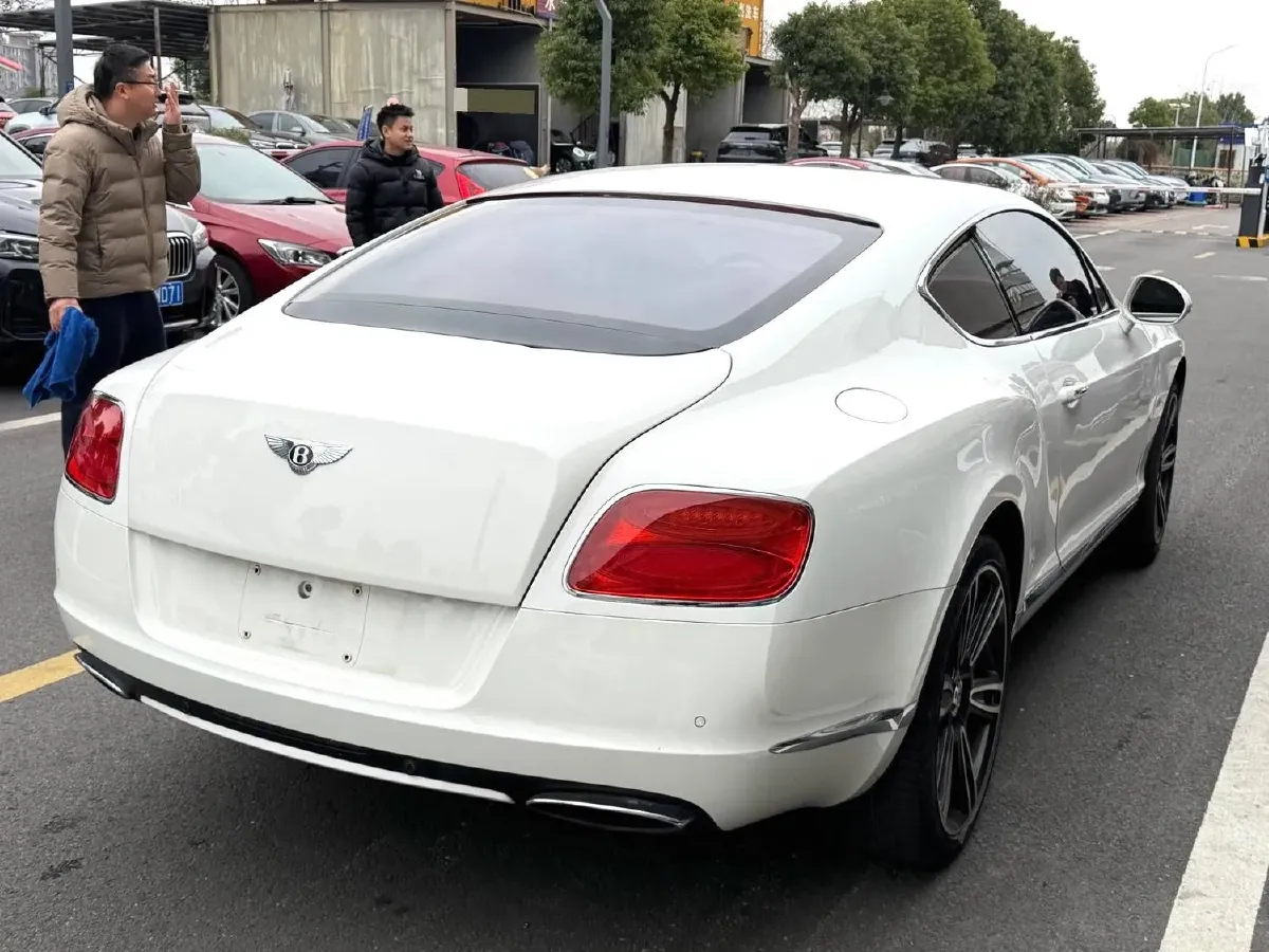 2014 Bentley Continental 6.0T 626HP W12 8AT,autocango,china used car exporter,china ev exporter,chinese used car exporter,chinese used ev exporter