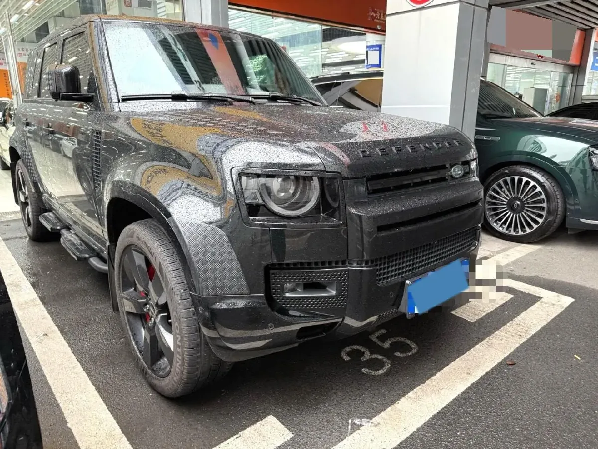 2025 Land Rover Defender 3.0T 400HP L6 8AT,autocango,china used car exporter,china ev exporter,chinese used car exporter,chinese used ev exporter