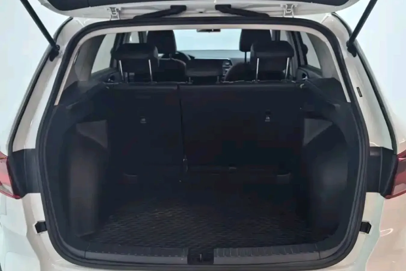 2023 Jetta VS5 1.4T 150HP L4 6AT,autocango,china used car exporter,china ev exporter,chinese used car exporter,chinese used ev exporter