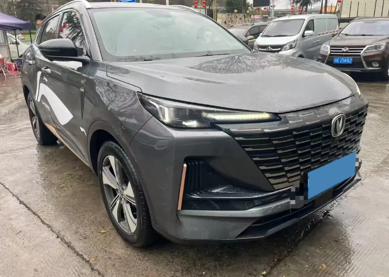 2022 ChangAn Oshan X7 Plus 1.5T 188HP L4 7DCT,autocango,china used car exporter,china ev exporter,chinese used car exporter,chinese used ev exporter
