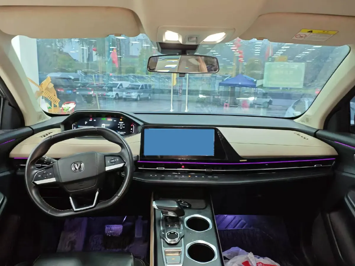 2022 ChangAn Oshan X7 Plus 1.5T 188HP L4 7DCT,autocango,china used car exporter,china ev exporter,chinese used car exporter,chinese used ev exporter