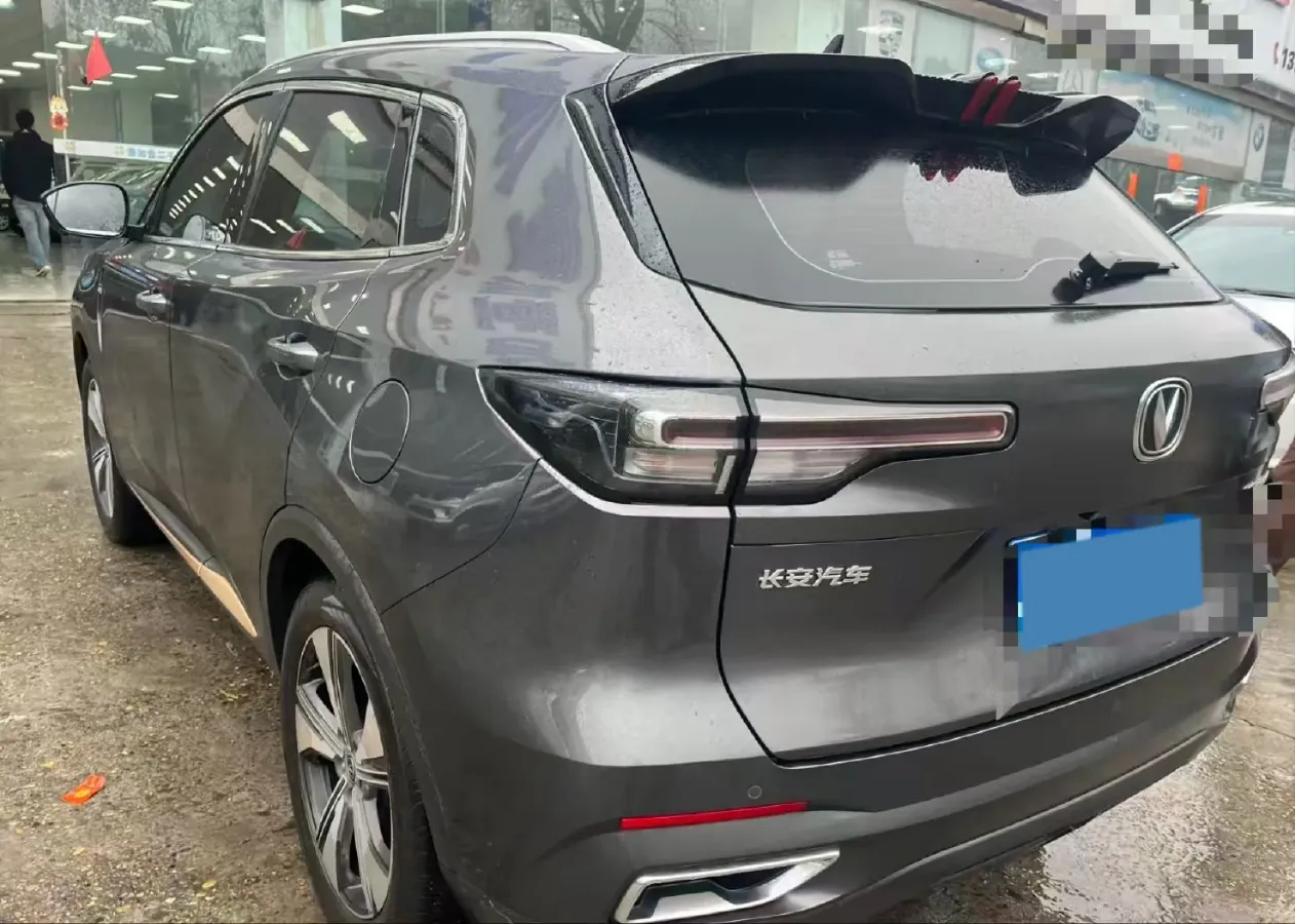 2022 ChangAn Oshan X7 Plus 1.5T 188HP L4 7DCT,autocango,china used car exporter,china ev exporter,chinese used car exporter,chinese used ev exporter