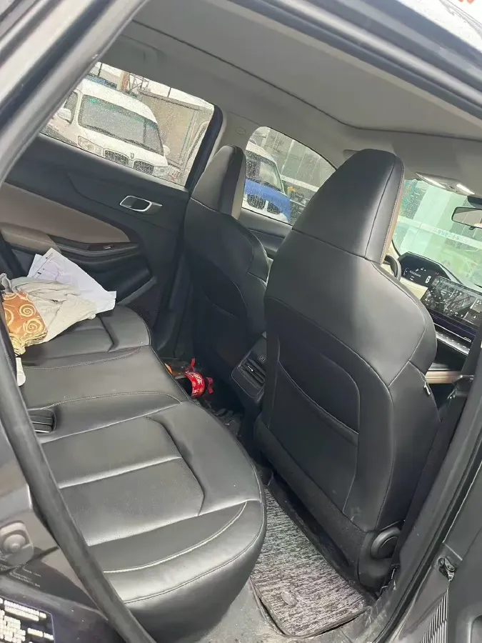 2022 ChangAn Oshan X7 Plus 1.5T 188HP L4 7DCT,autocango,china used car exporter,china ev exporter,chinese used car exporter,chinese used ev exporter