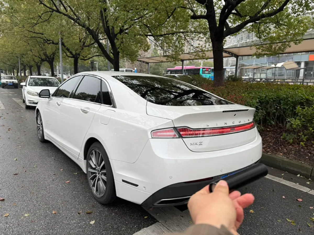 2017 Lincoln MKZ 2.0T 203HP L4 6AT,autocango,china used car exporter,china ev exporter,chinese used car exporter,chinese used ev exporter