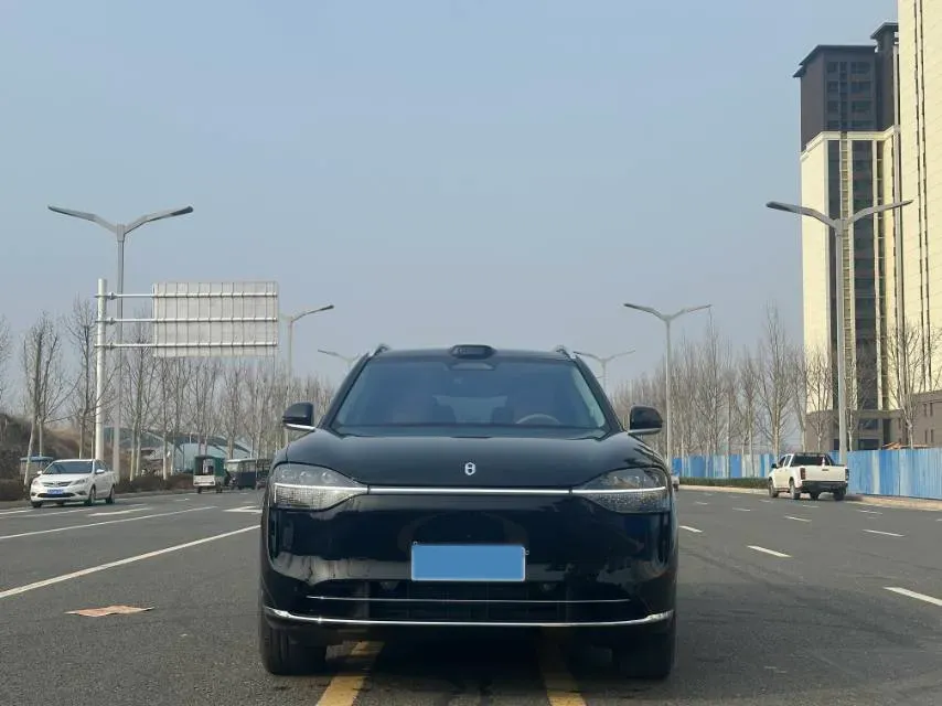 2025 AITO AITO M9 REEV 160HP REEV 52KWH,autocango,china used car exporter,china ev exporter,chinese used car exporter,chinese used ev exporter