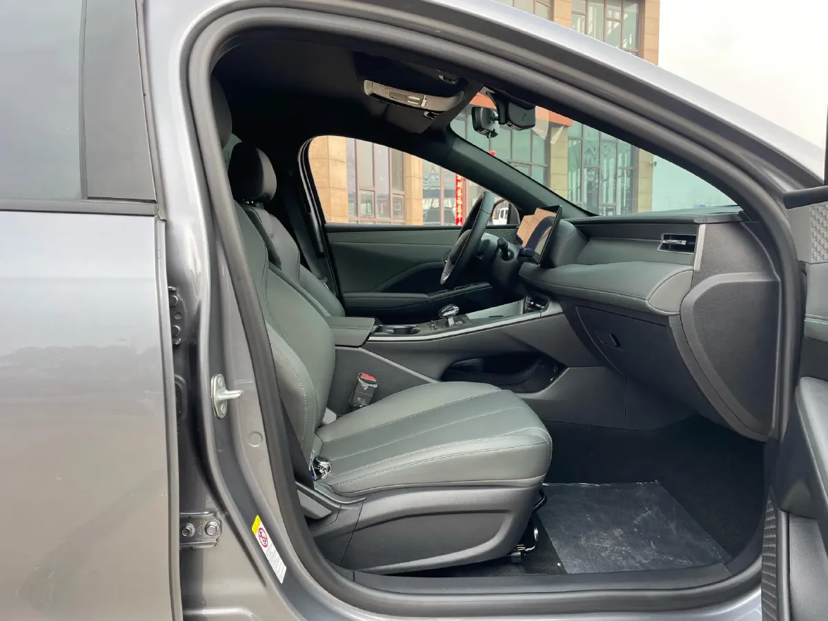 2025 BYD Qin Plus 1.5L 101HP L4 E-CVT PHEV 7.68KWH,autocango,china used car exporter,china ev exporter,chinese used car exporter,chinese used ev exporter