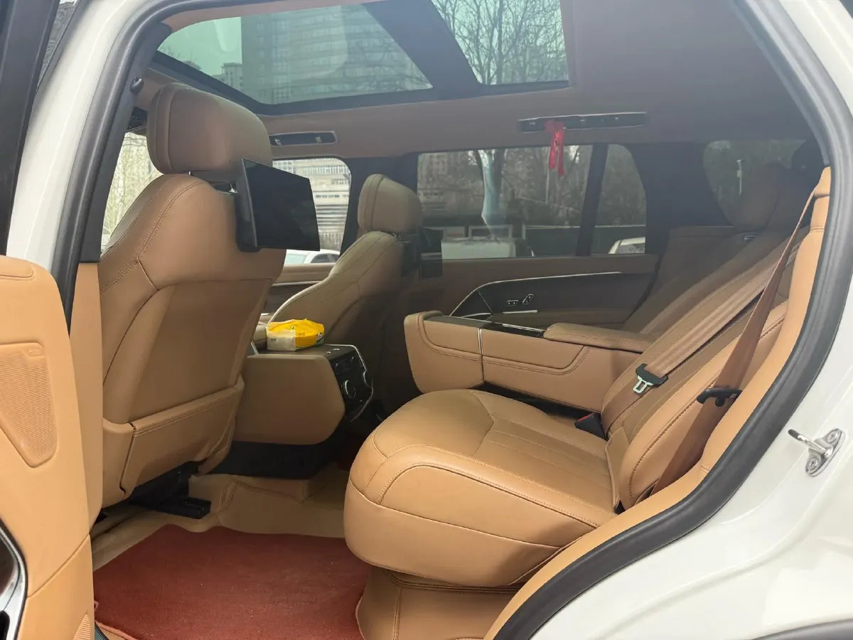 2025 Land Rover Range Rover 3.0T 400HP L6 8AT,autocango,china used car exporter,china ev exporter,chinese used car exporter,chinese used ev exporter