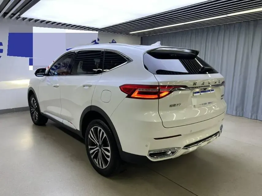 2019 Haval F7 2.0T 197HP L4 7DCT,autocango,china used car exporter,china ev exporter,chinese used car exporter,chinese used ev exporter