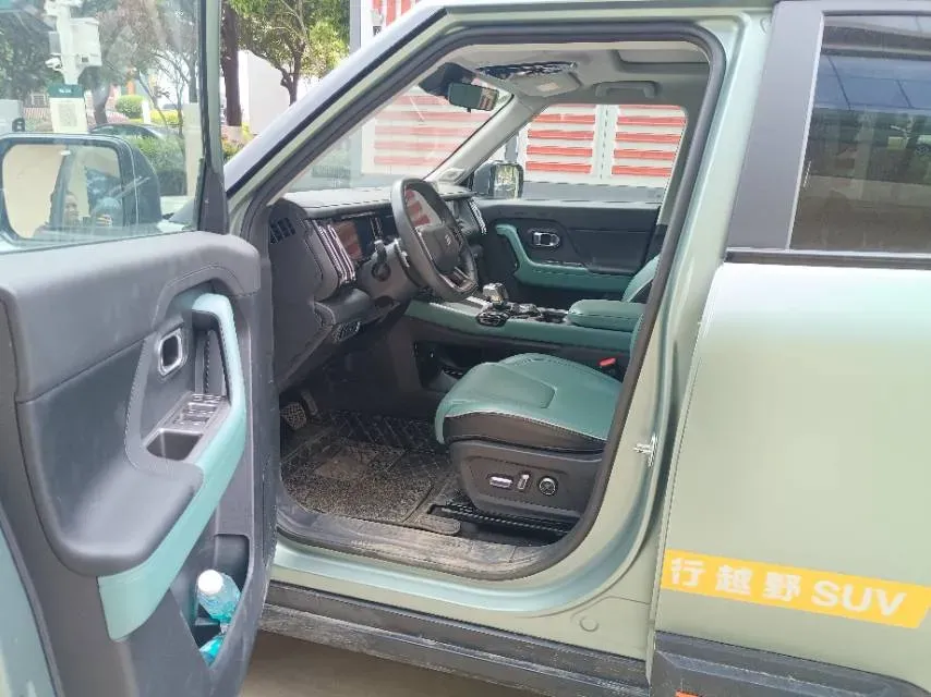 2025 Jetour Traveller 2.0T 254HP L4 7DCT,autocango,china used car exporter,china ev exporter,chinese used car exporter,chinese used ev exporter