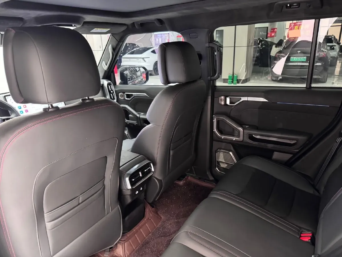 2023 Jetour Traveller 2.0T 254HP L4 7DCT,autocango,china used car exporter,china ev exporter,chinese used car exporter,chinese used ev exporter