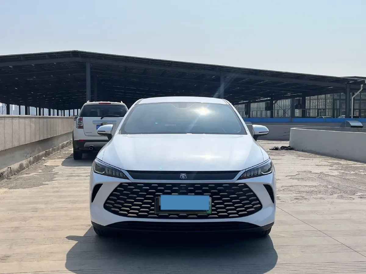 2025 BYD Seal05 DM-i 1.5L 101HP L4 E-CVT PHEV 7.68KWH,autocango,china used car exporter,china ev exporter,chinese used car exporter,chinese used ev exporter