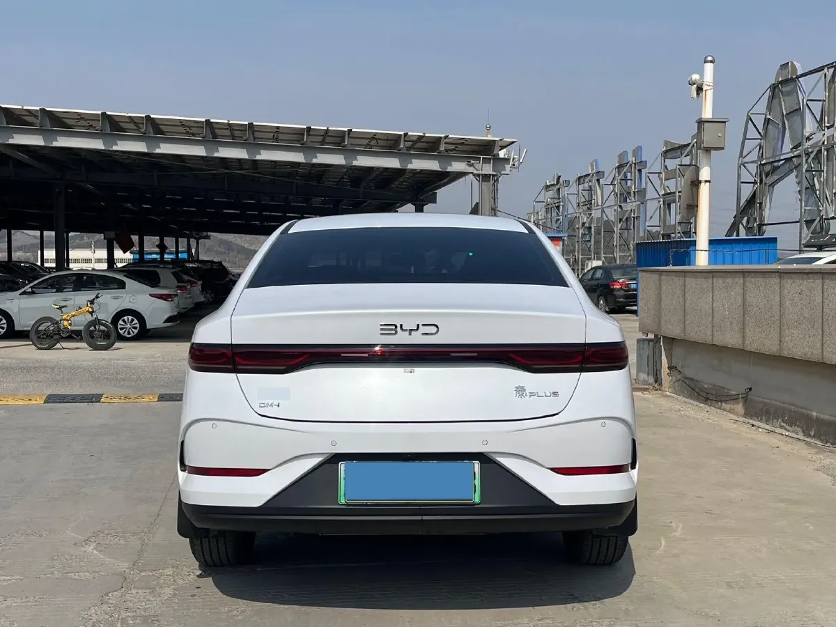 2025 BYD Seal05 DM-i 1.5L 101HP L4 E-CVT PHEV 7.68KWH,autocango,china used car exporter,china ev exporter,chinese used car exporter,chinese used ev exporter