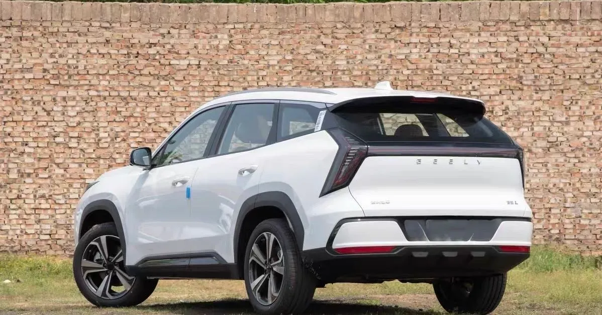 2024 Geely StarRay 1.5T 181HP L4 7DCT,autocango,china used car exporter,china ev exporter,chinese used car exporter,chinese used ev exporter