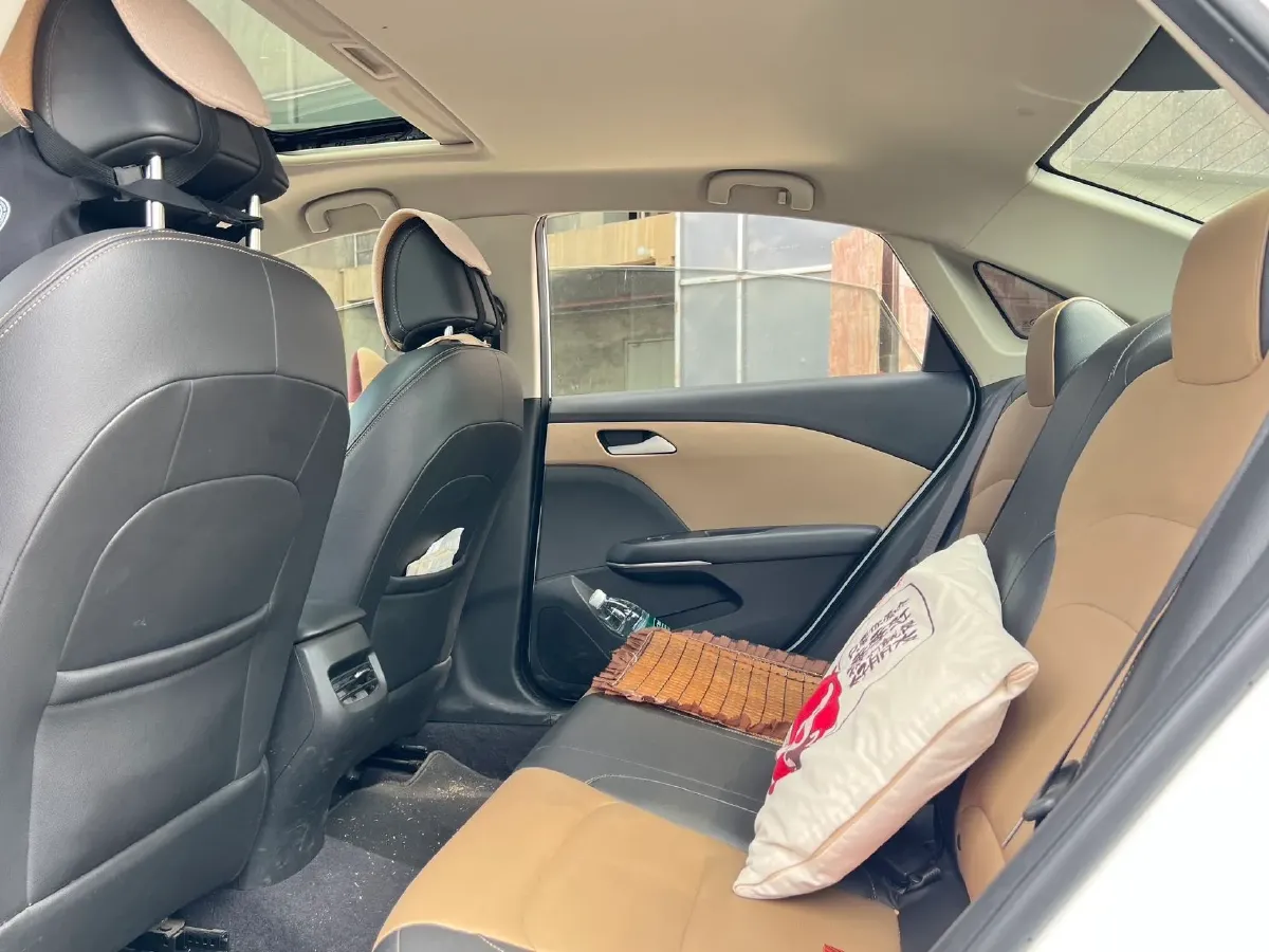 2020 Chevrolet Monza 1.5L 113HP L4 6AT,autocango,china used car exporter,china ev exporter,chinese used car exporter,chinese used ev exporter