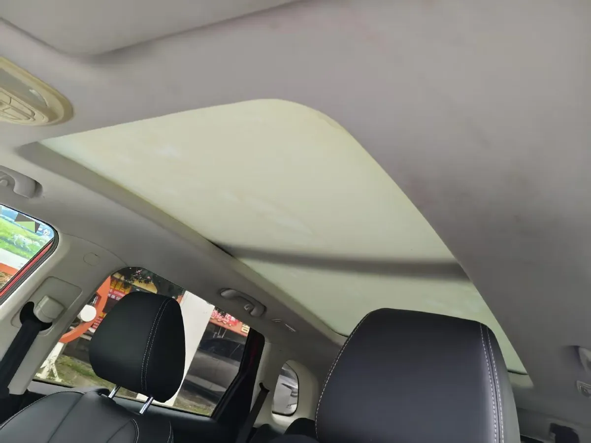 2018 BaoJun 530 1.5T 150HP L4 6MT,autocango,china used car exporter,china ev exporter,chinese used car exporter,chinese used ev exporter