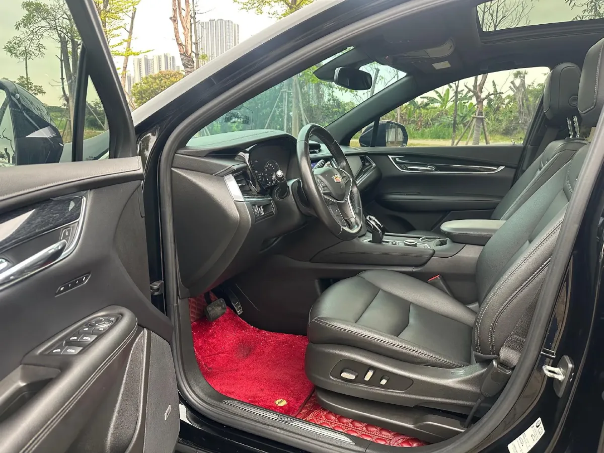 2022 Cadillac XT5 2.0T 237HP L4 9AT,autocango,china used car exporter,china ev exporter,chinese used car exporter,chinese used ev exporter