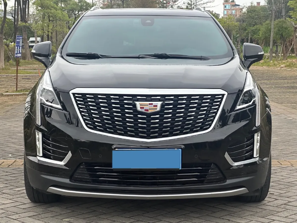 2022 Cadillac XT5 2.0T 237HP L4 9AT,autocango,china used car exporter,china ev exporter,chinese used car exporter,chinese used ev exporter