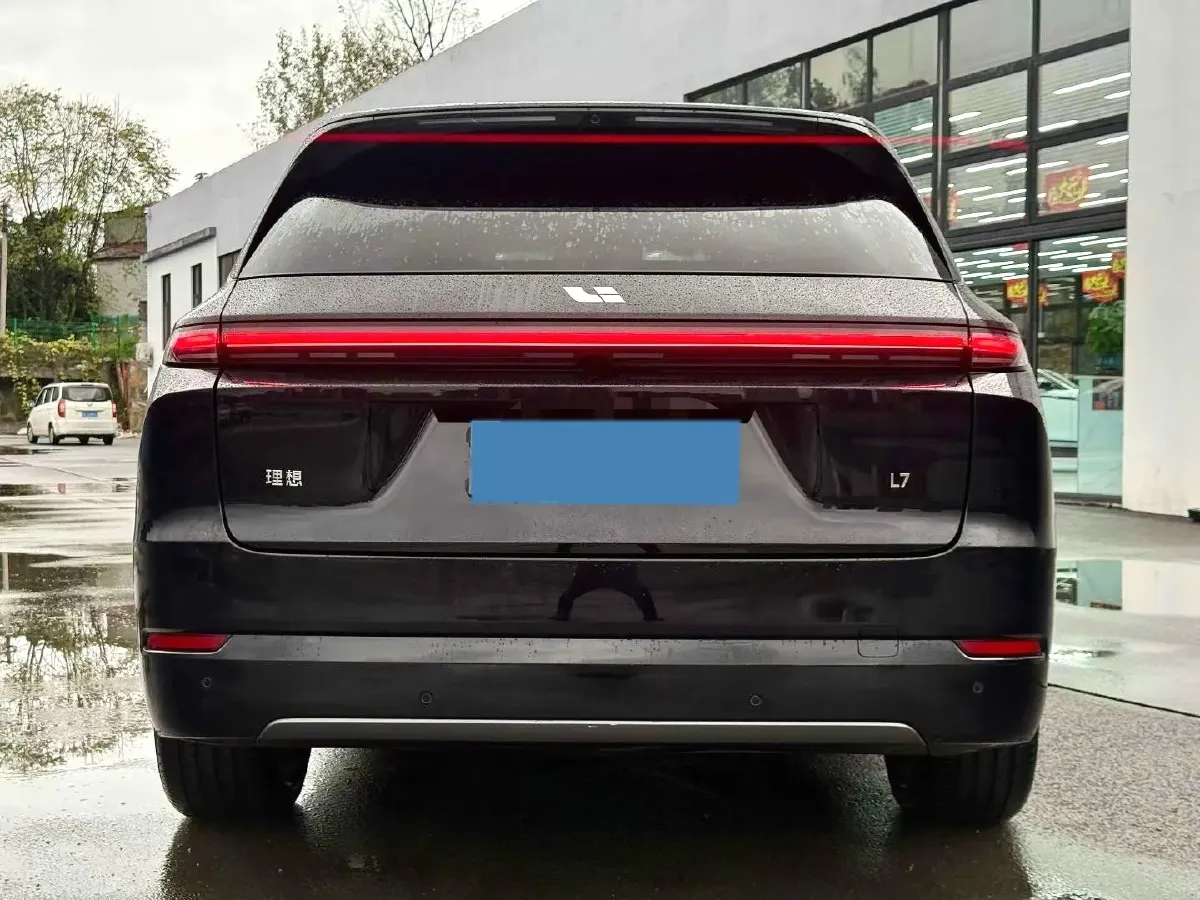 2024 Li L8 Range Extended 154HP REEV 42.8KWH,autocango,china used car exporter,china ev exporter,chinese used car exporter,chinese used ev exporter